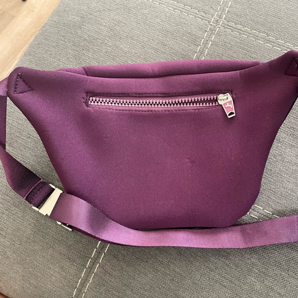 Purple Fanny pack - Picture 2 of 3